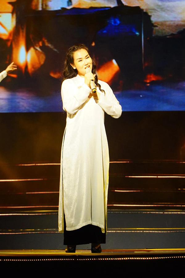 Nữ ca sĩ 9X nổi tiếng dòng nhạc đỏ có đời tư viên mãn bên chồng Ấn Độ-2