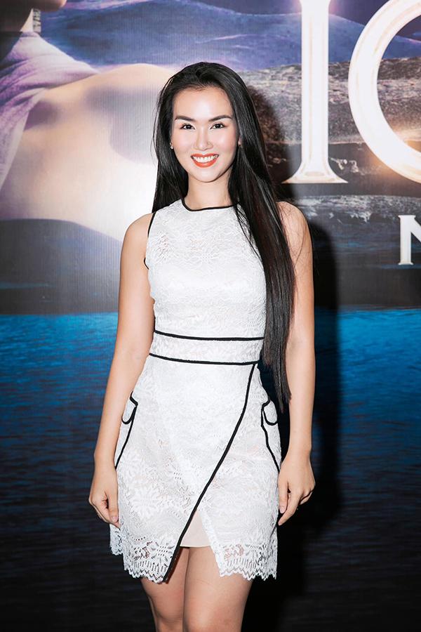 Nữ ca sĩ 9X nổi tiếng dòng nhạc đỏ có đời tư viên mãn bên chồng Ấn Độ-5