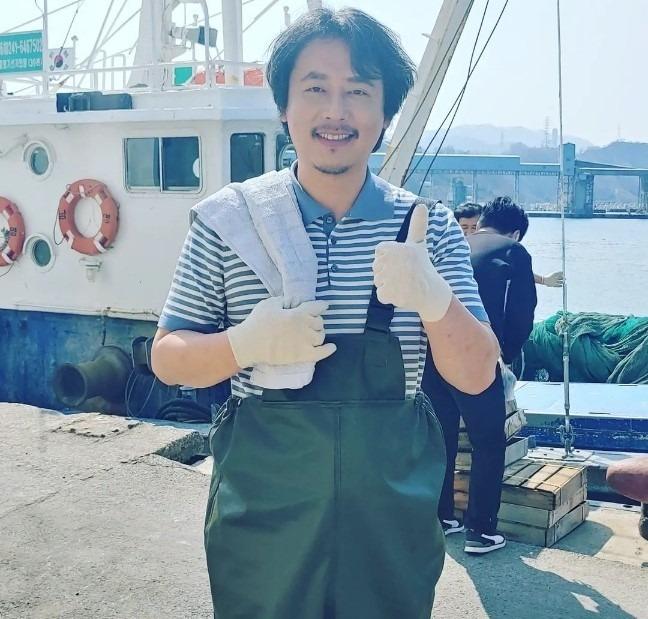 Sốc: Nam diễn viên bị đột quỵ trong lúc đang quay phim, hôn mê 3 tháng giờ mới công bố-3