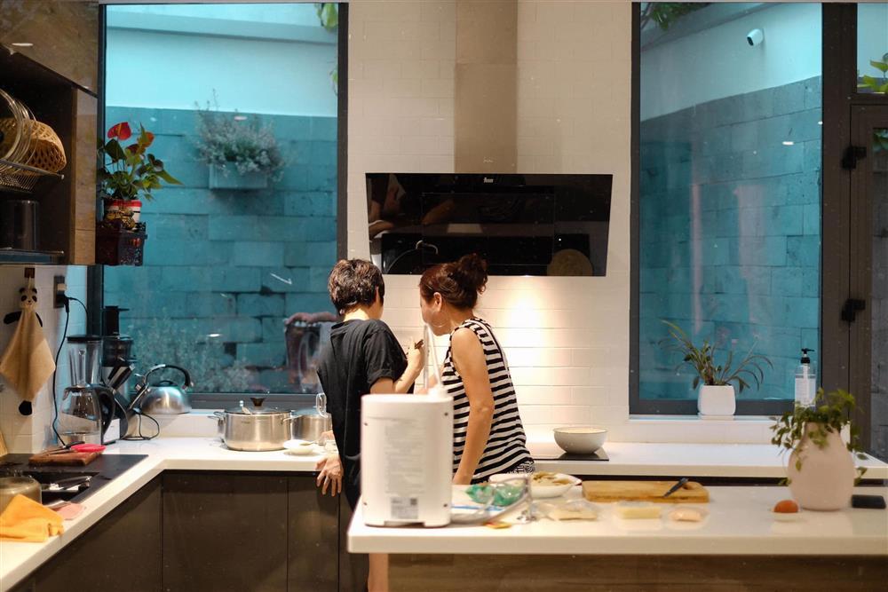 Bảo Anh lần đầu khoe không gian sống sau thời gian ở ẩn sinh con-18