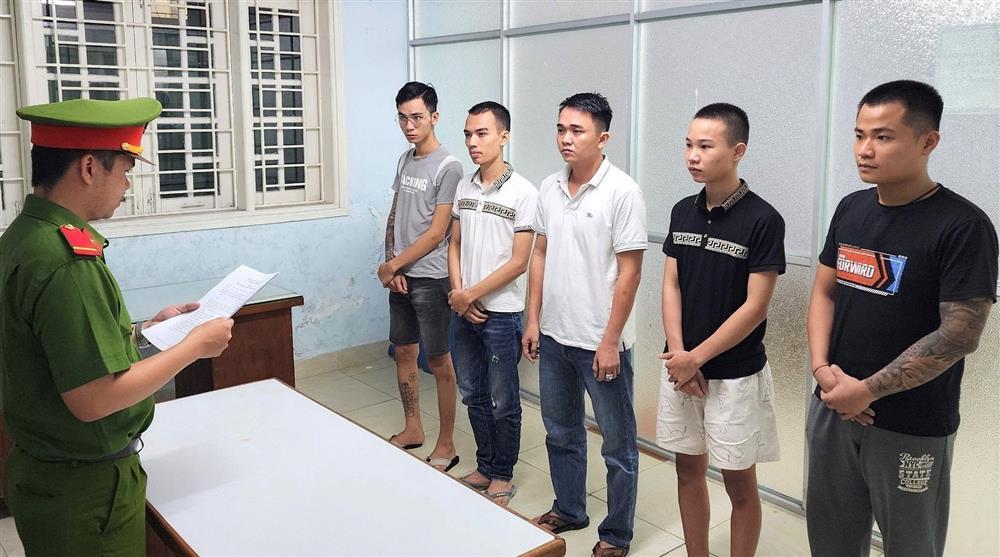 Bắt nhóm lừa đảo xuyên quốc gia, chiếm đoạt tiền của hàng trăm người-1