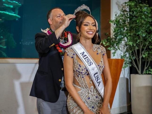 Người đẹp gốc Việt trong lễ đăng quang Hoa hậu Mỹ-3