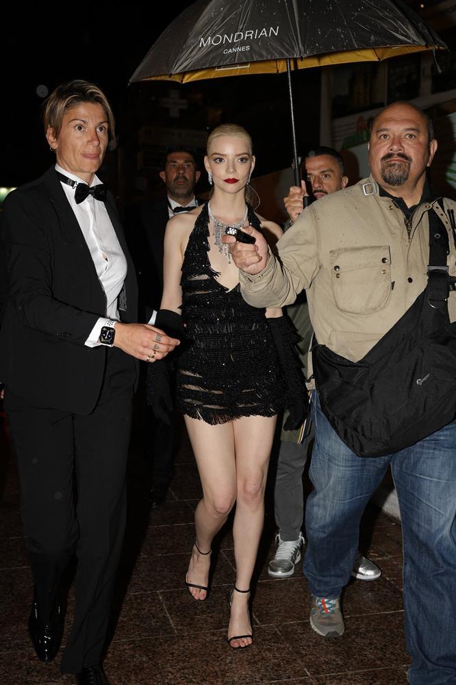 Ai làm khuynh đảo Cannes?-7