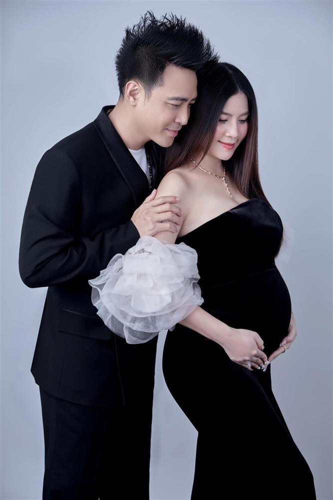 Kha Ly xác nhận đang mang thai 7 tháng sau 8 năm kết hôn với Thanh Duy-1