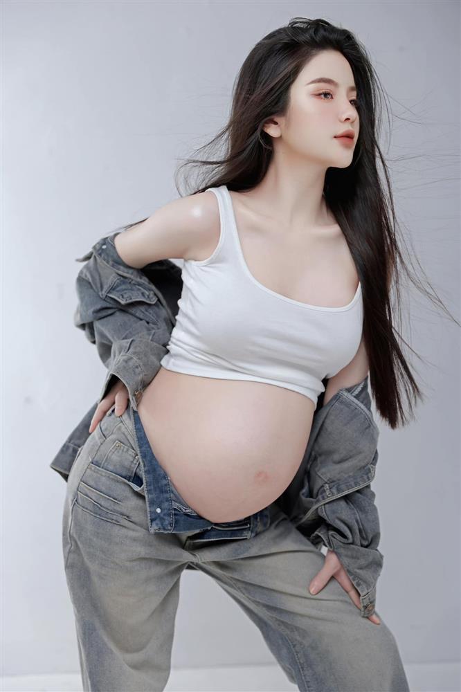 Quang Hải - Chu Thanh Huyền tung bộ ảnh bầu, dân mạng nhắc nhở mẹ bầu cần cẩn trọng-3