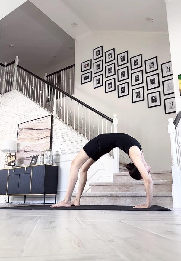 Phạm Hương lại mang thai ?-2