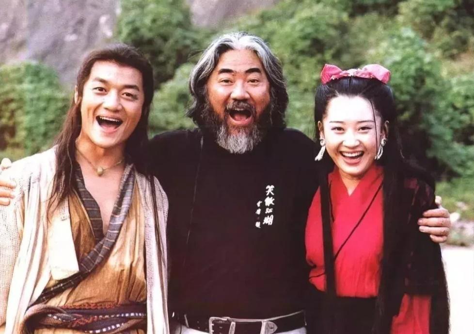 Trùm phim kiếm hiệp Trương Kỷ Trung đón người con thứ 5 ở tuổi 73-3