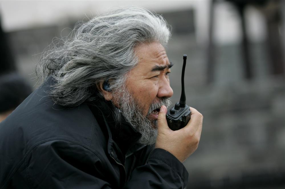 Trùm phim kiếm hiệp Trương Kỷ Trung đón người con thứ 5 ở tuổi 73-4