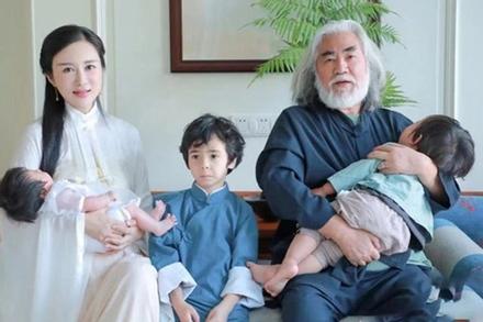 'Trùm phim kiếm hiệp' Trương Kỷ Trung đón người con thứ 5 ở tuổi 73