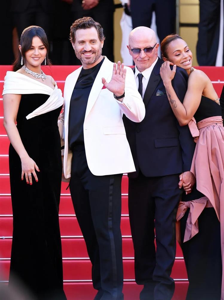 Selena Gomez khóc khi phim Emilia Pérez được vỗ tay 9 phút tại Cannes-5