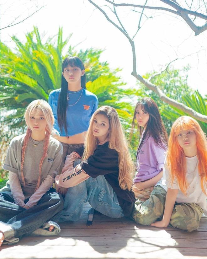 Công chúng phát ngán cuộc đấu tố trâu bò đánh nhau, ruồi muỗi chết, HYBE - Min Hee Jin đang làm xấu mặt Kpop!-10