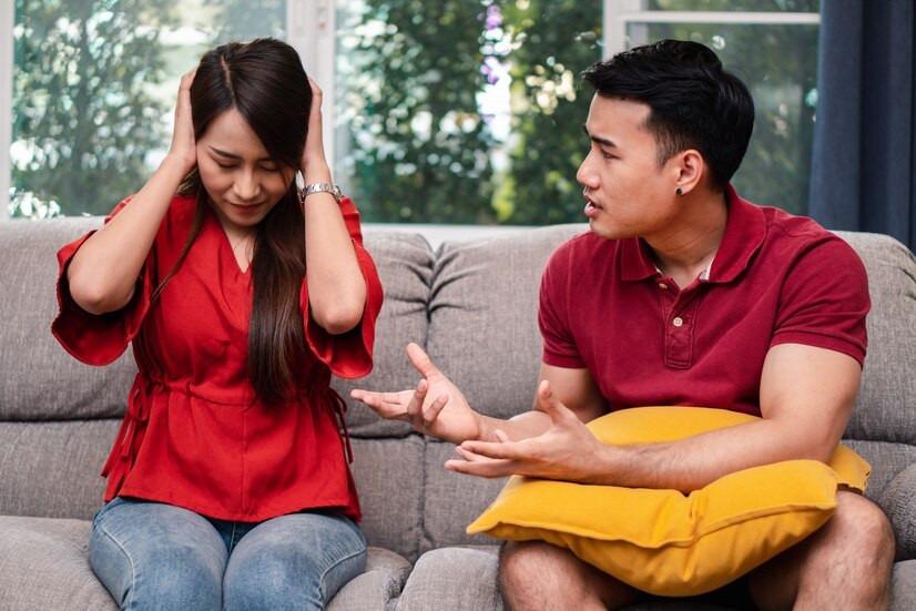 2 năm đi làm gửi tiền về, ngày gặp vợ ở sân bay tôi suýt ngất-1