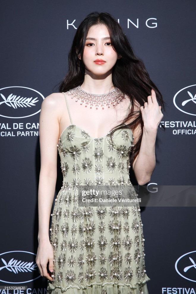 Han So Hee - Yoona (SNSD) hủy diệt ống kính hung thần tại Cannes, nhưng khung hình chung căng đét mới đáng bàn-3