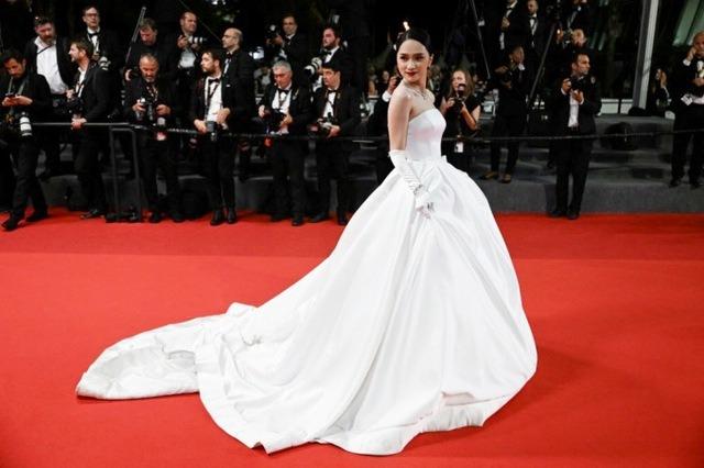 Những người đẹp Việt từng đến Cannes-6