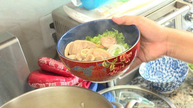 Căn nhà 16 tỷ đồng của diễn viên Đức Tiến tại Mỹ trước khi qua đời-7