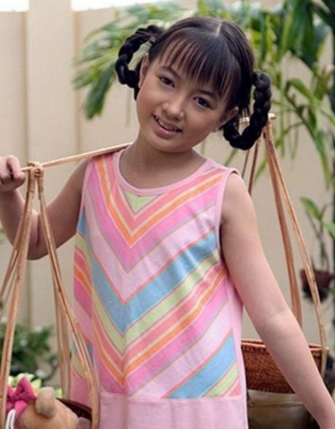 Cuộc sống hiện tại của Thần đồng âm nhạc: Xuân Nghi gợi cảm như gái Tây ở tuổi 30, Xuân Mai trái ngược sau khi sinh liền 3 con-4