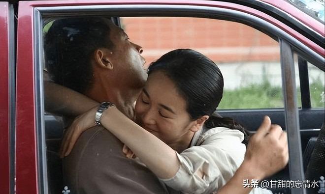 Mỹ nhân đóng phim là phụ yêu bạn diễn là chính, sự nghiệp tụt dốc vì cảnh khỏa thân chấn động-8