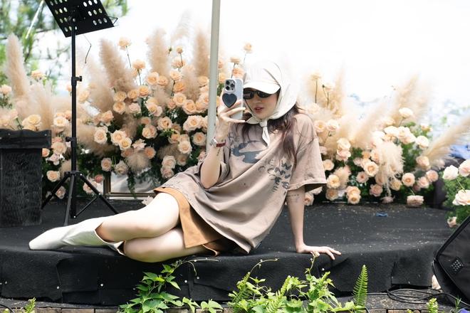 Bảo Anh xả kho thêm loạt ảnh cực yêu của con gái, 6 tháng tuổi đã tạo dáng chuyên nghiệp thế này-9