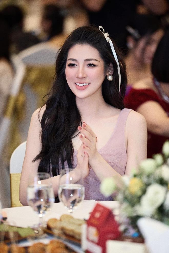 Á hậu Vbiz xác nhận mang thai lần 2, Đặng Thu Thảo và dàn sao chúc mừng-4