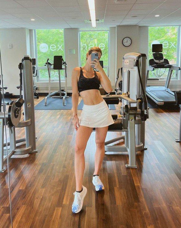 Đệ nhất phu nhân Ecuador tập gym để sở hữu cơ bụng 8 múi, thân hình chuẩn mẫu-4