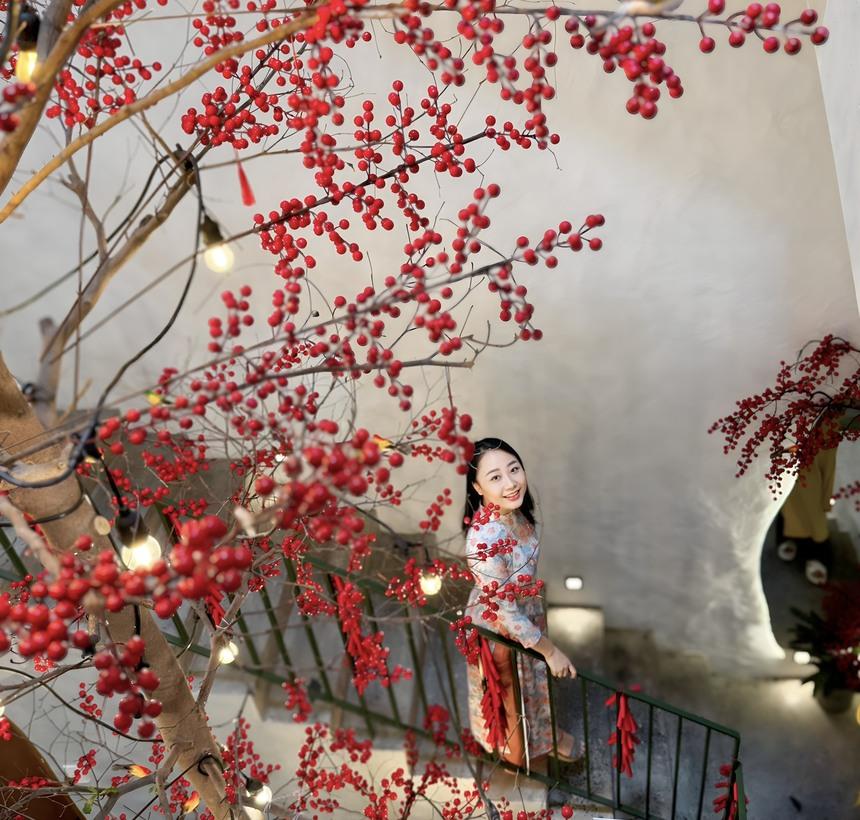 Cuộc sống hiện tại của nữ tiếp viên hàng không bị xe tông trên đường đi làm-2