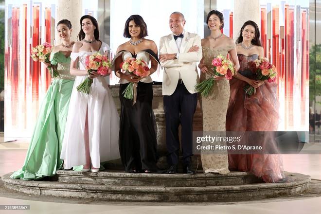 Khung hình quyền lực nhất thế giới: Thư Kỳ, Lưu Diệc Phi sánh vai cùng 2 đại mỹ nhân Hollywood-12