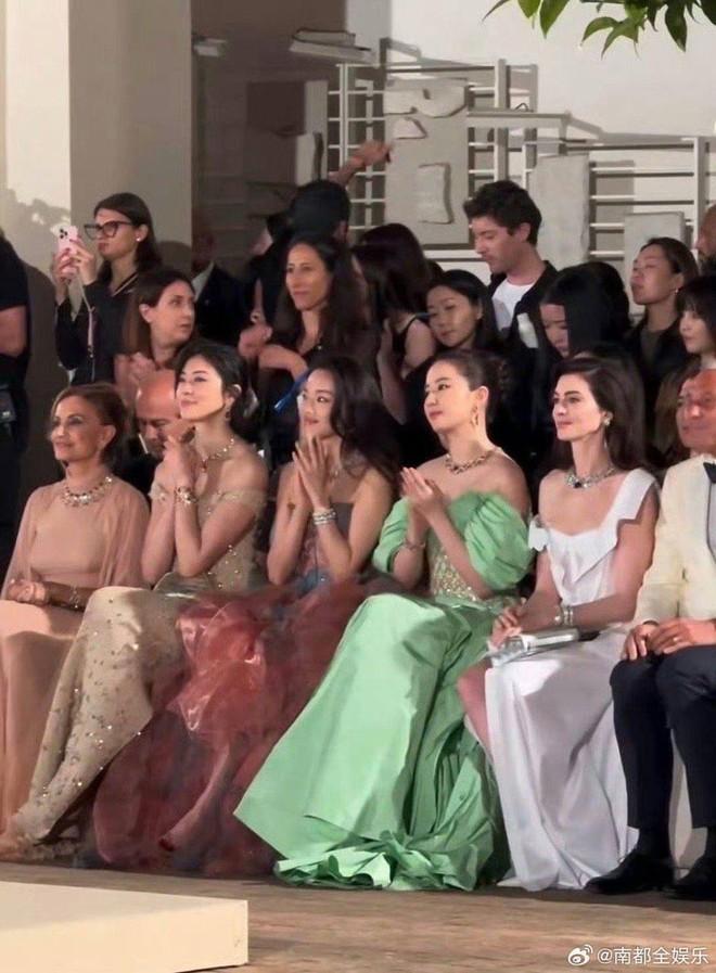 Khung hình quyền lực nhất thế giới: Thư Kỳ, Lưu Diệc Phi sánh vai cùng 2 đại mỹ nhân Hollywood-3