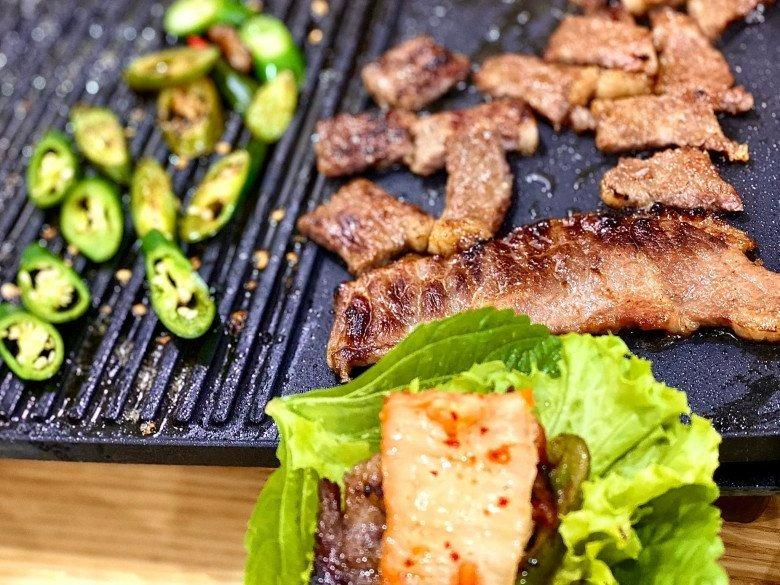 Mỹ nhân đảm đang nhất VFC: Bếp bóng loáng, mâm cơm nhà nhìn món nào cũng thèm-11