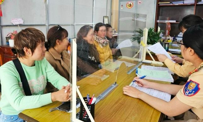 Thêm 4 phụ nữ tập thể dục giữa đường bị Công an Đà Lạt mời làm việc-1