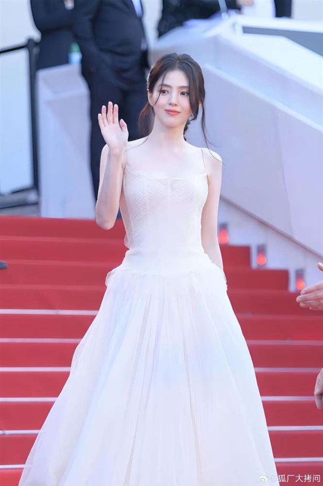 Bí quyết giúp Yoona và Han So Hee xinh như búp bê, da trắng sứ, body nuột nà gây sốt MXH-5