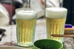 Uống bia có giúp giải nhiệt ngày hè?