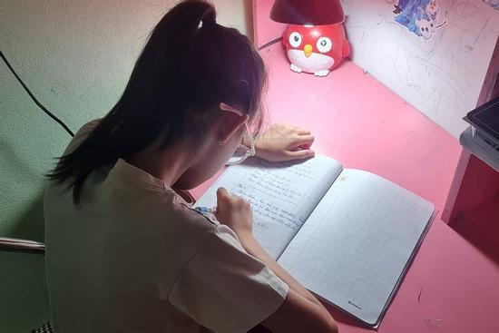 Vụ lớp 1 phải thi viết bài luận về sách: Học sinh sẽ không bị bắt buộc tham gia
