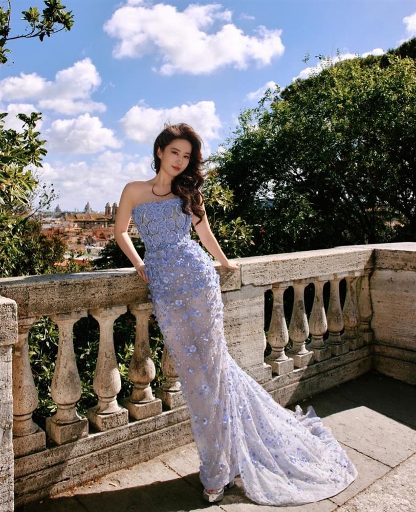 Lưu Diệc Phi khoe nhan sắc thần tiên tỷ tỷ ở Italy-2