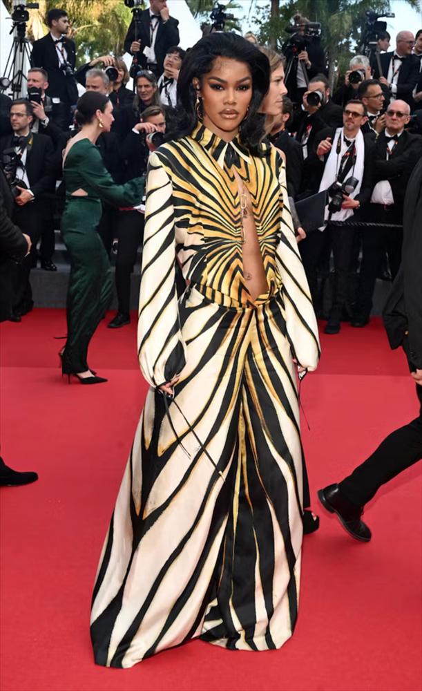 Đường đua mặc xấu trên thảm đỏ Cannes 2024 và những màn khát center của loạt nhân vật vô danh-11