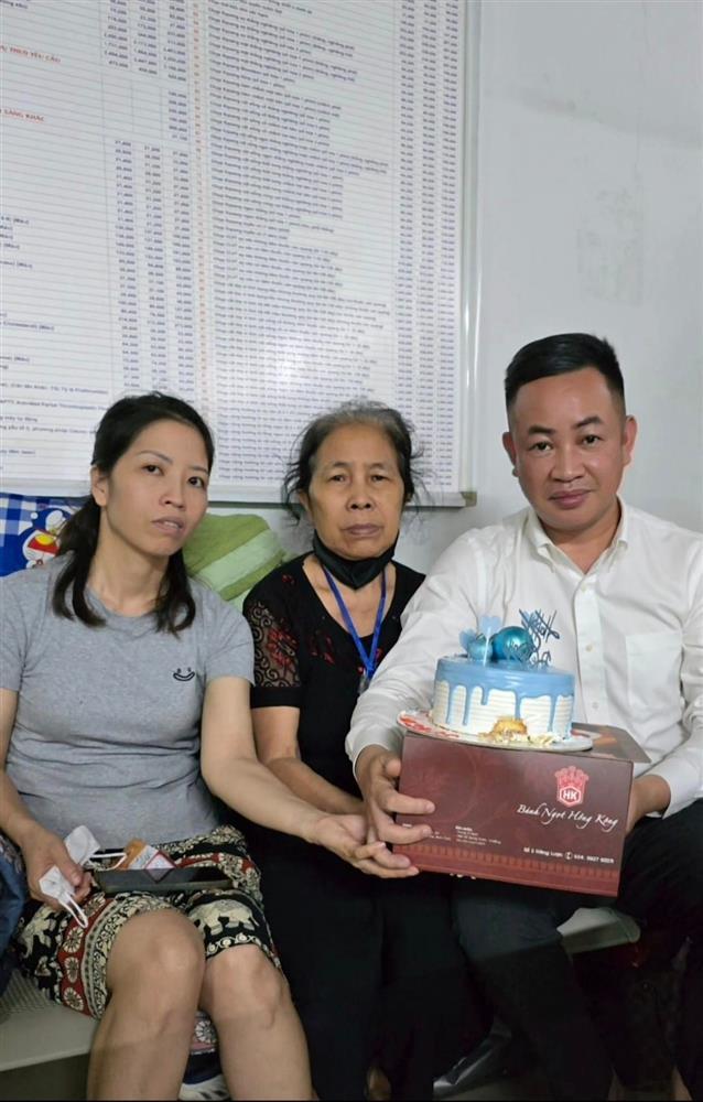 Khám nghiệm tử thi nam sinh lớp 8 bị đánh chết não: Xót xa cuộc gọi báo tin tử, mẹ đưa con về quê sau 2 tháng tranh giành với tử thần-1