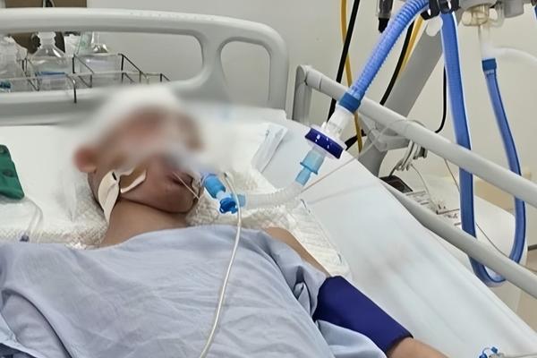 Rộ tin nhận tiền tỷ của gia đình nghi phạm để hòa giải, mẹ nam sinh lớp 8 bị đánh tử vong nói gì?-3