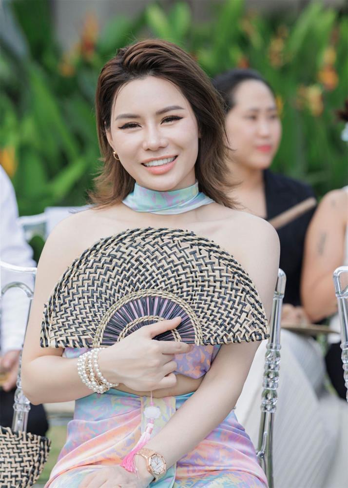 NTK Adrian Anh Tuấn kể câu chuyện hoa lá với Ngân Nga-4