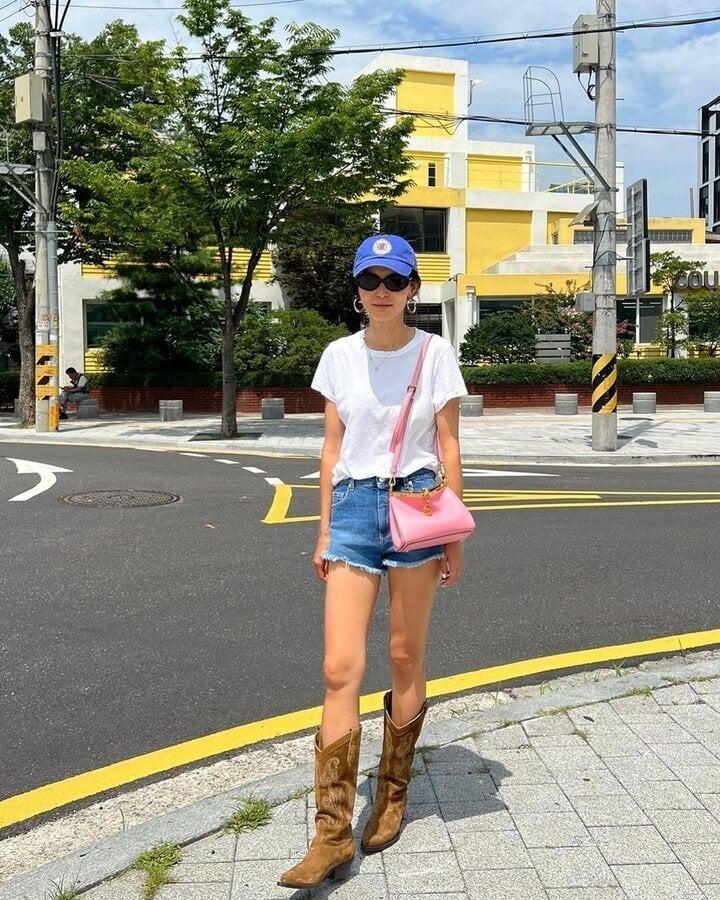 Các kiểu quần shorts đẹp và thanh lịch cho chị em U40-4