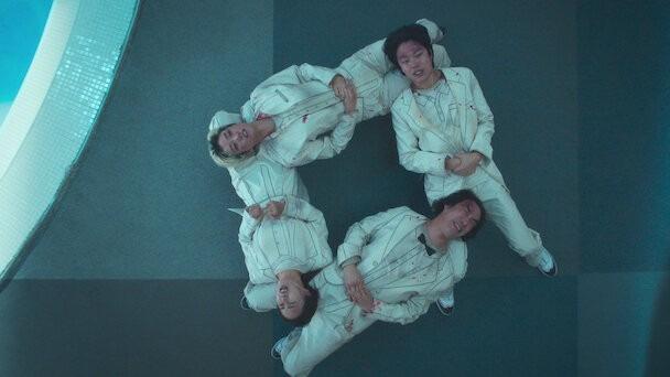 Bộ phim điên rồ hơn cả Squid Game-3