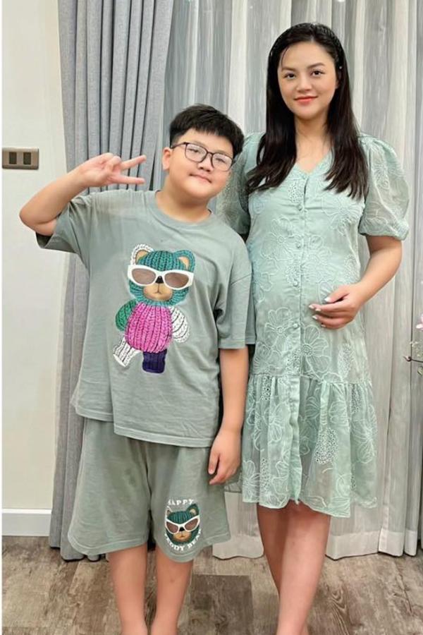 Con trai Thu Quỳnh cao lớn phổng phao tuổi lên 9-4