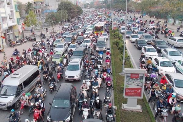 Băn khoăn việc cấm xe máy ở nội thành vào năm 2030, người dân đi lại bằng gì?-2