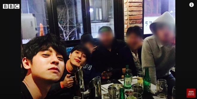 Rùng mình 3 clip đồi bại của Jung Joon Young và hội bạn Seungri-1