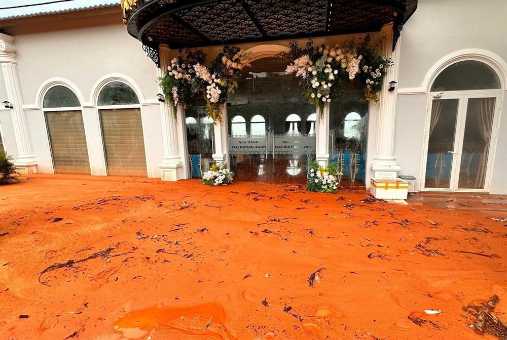 Dự báo thời tiết 23/5/2024: Trung Trung Bộ mưa rất to, nguy cơ lũ quét và sạt lở-1