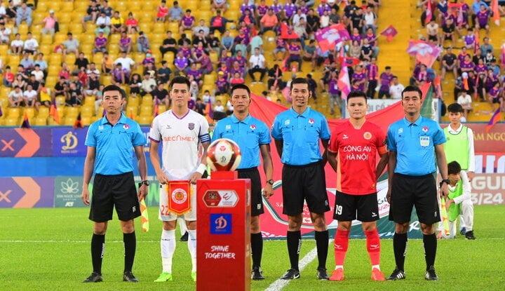 CLB Công an Hà Nội tố trọng tài vô trách nhiệm, đề nghị kỷ luật-1