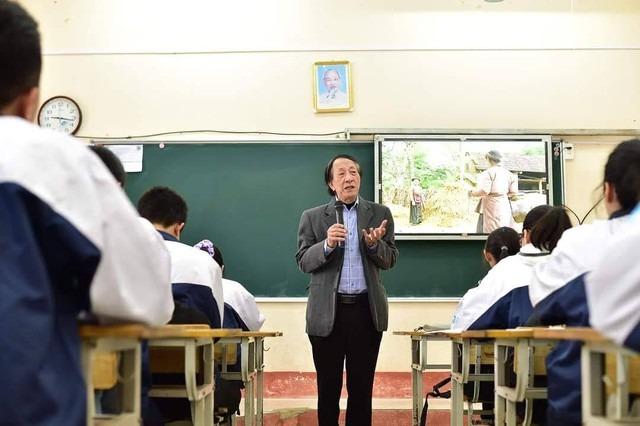 Đạo diễn Ma làng trước khi qua đời-4