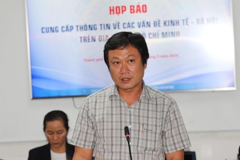 Sở Văn hóa TP.HCM phản hồi việc ca sĩ Đàm Vĩnh Hưng cài huy hiệu lạ đi diễn-1