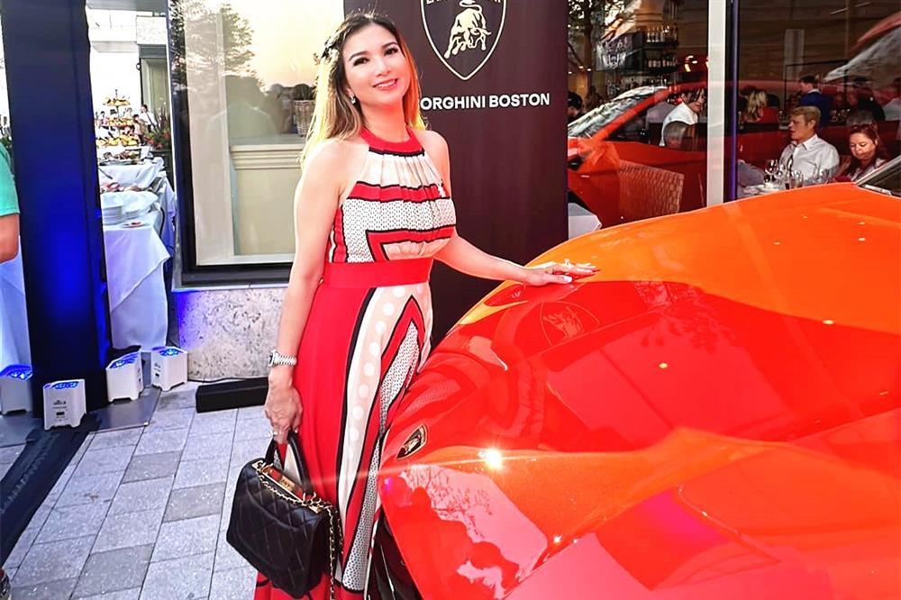 Phạm Thanh Thảo bỏ showbiz qua Mỹ: Viên mãn bên chồng Việt kiều, sở hữu dàn xe 23 tỷ-2