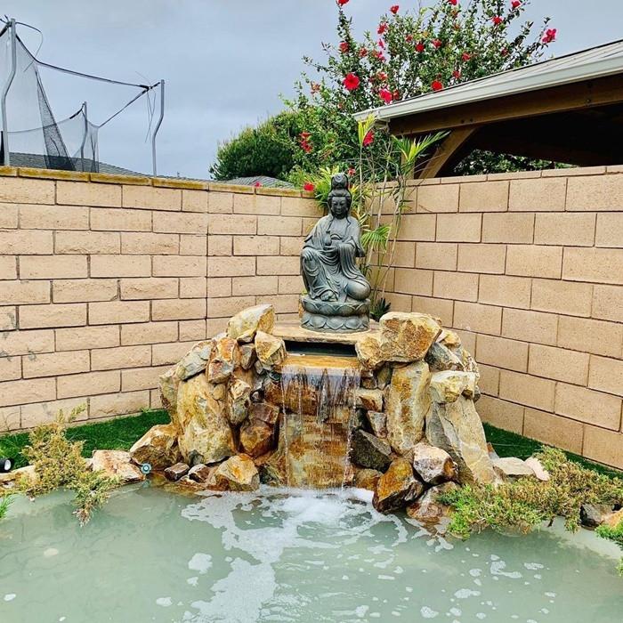 So kè cơ ngơi ở trời Tây của các chị đẹp Vbiz: Phạm Hương sở hữu bạch dinh trắng, Lệ Quyên tậu dinh thự 1,5 triệu đô siêu hoành tráng-6