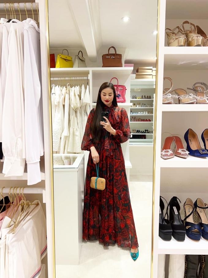 So kè cơ ngơi ở trời Tây của các chị đẹp Vbiz: Phạm Hương sở hữu bạch dinh trắng, Lệ Quyên tậu dinh thự 1,5 triệu đô siêu hoành tráng-12