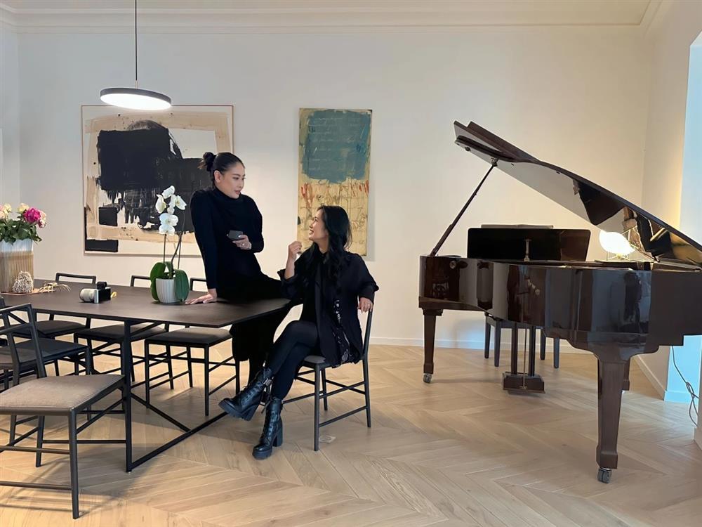 So kè cơ ngơi ở trời Tây của các chị đẹp Vbiz: Phạm Hương sở hữu bạch dinh trắng, Lệ Quyên tậu dinh thự 1,5 triệu đô siêu hoành tráng-16